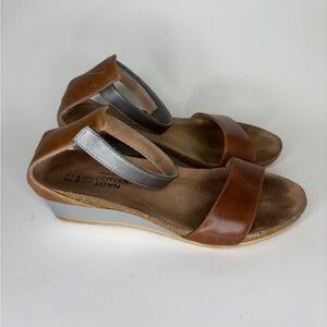 Naot Womens Pixie Sandals 41 US 10 Brown Silver Wedge Ankle Strap Comfy Shoes